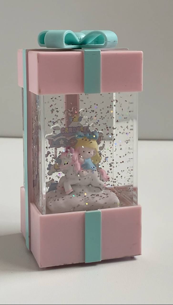 تصویر هدیه مکعبی Imported gift cube