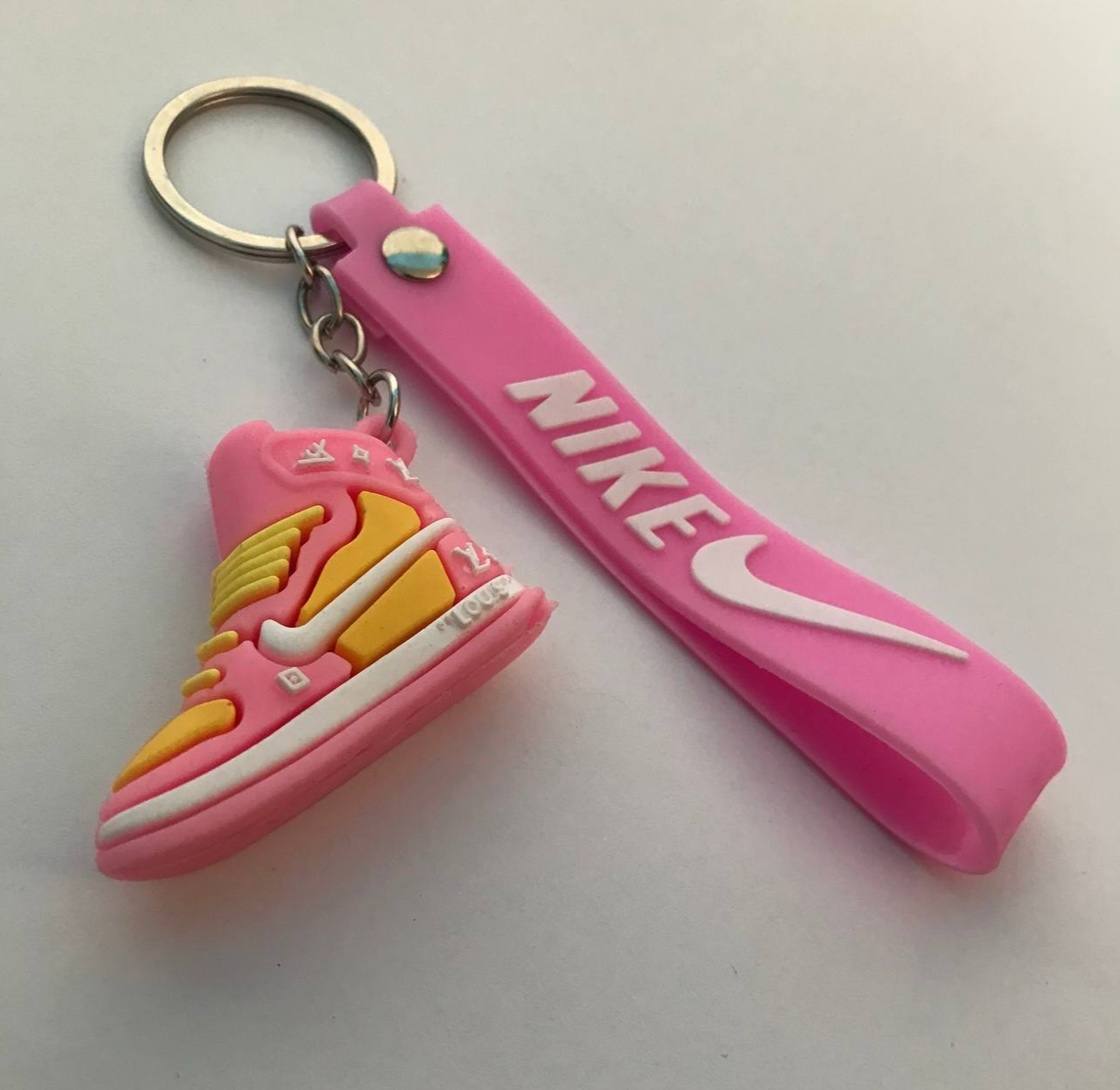 تصویر جاکلیدی نایک جردن Silicone keychain made in Iran